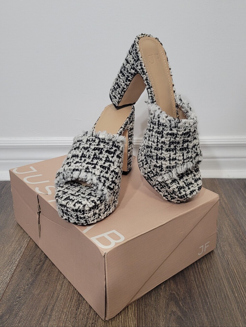 JustFab Heather Throwback Black White Tweed Open Toe Backless Sandals US9 Eur40